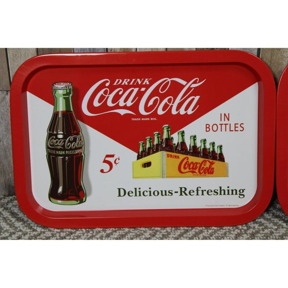 Two Identical Coca-Cola Tin Trays - Picture 2 of 4